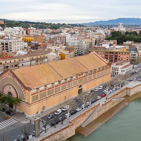 Atic La Llotja Apartmán Tortosa