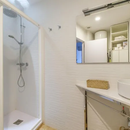 Atic La Llotja Apartamento *